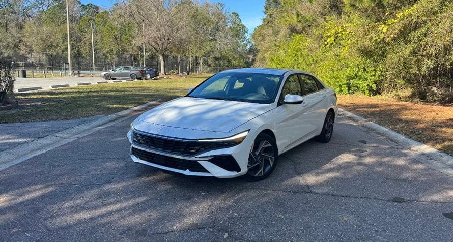 Hyundai Elantra 2025